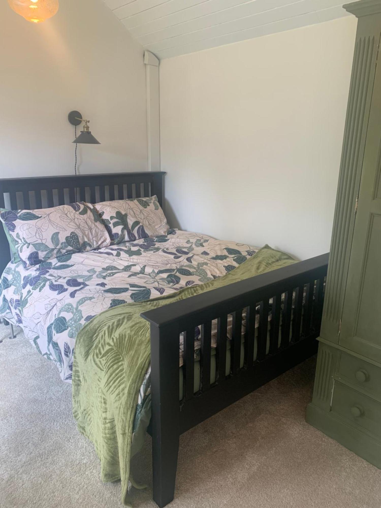 Newly Refurbished One Bedroom With Additional Sofa Bed Self Contained Flat In Garden Abbots Langley エクステリア 写真